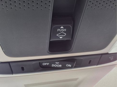 Certified 2023 Honda CR-V EX image 17