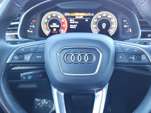 Used 2021 Audi Q8 Premium Plus image 7