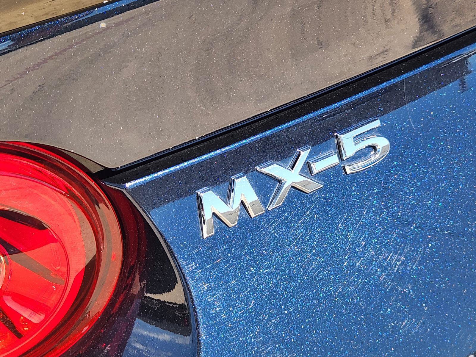 Used 2025 MAZDA MX-5 Miata RF Grand Touring RWD image 12