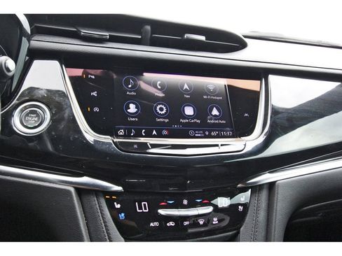 Used 2022 Cadillac XT6 Premium Luxury w/ Technology Package image 9