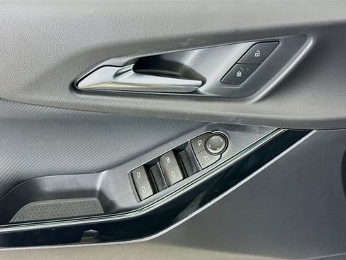 New 2026 Chevrolet Equinox LT w/ Convenience Package II AWD/4WD image 19