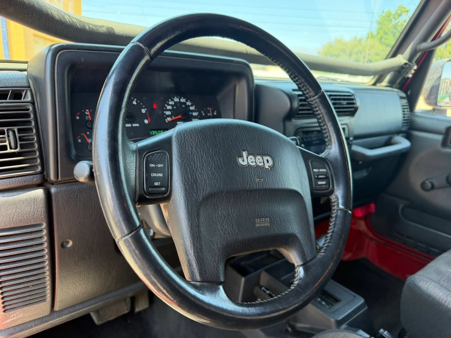 Used 2005 Jeep Wrangler Unlimited Rubicon AWD/4WD image 11