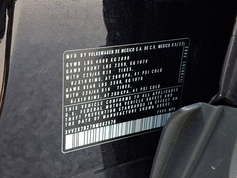 Used 2022 Volkswagen Taos SEL image 28