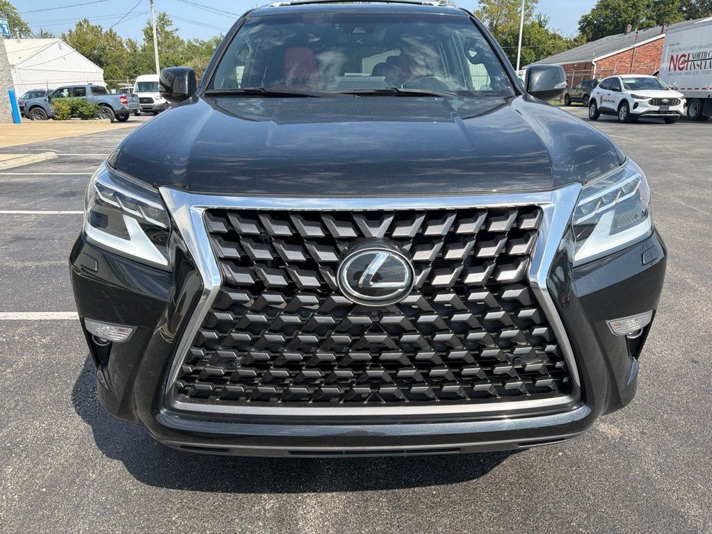 Used 2023 Lexus GX 460 Premium w/ Premium Package AWD/4WD image 7