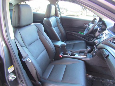 Used 2013 Acura ILX w/ Technology Package image 12