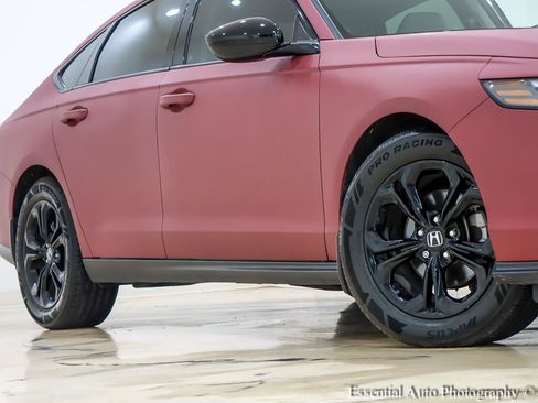 Used 2025 Honda Accord SE image 4