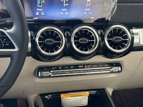 New 2026 Mercedes-Benz GLB 250 image 42