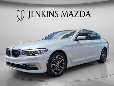 Used 2017 BMW 530i xDrive AWD/4WD image 3