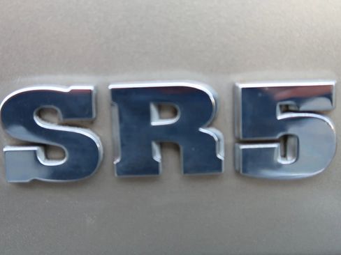 Used 2004 Toyota 4Runner Sport image 10