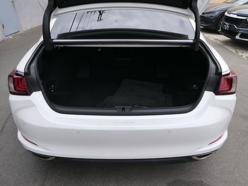 Used 2020 Lexus ES 350 w/ Premium Package FWD image 25