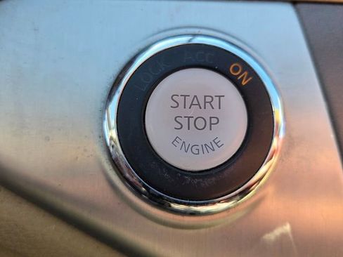 Used 2014 Nissan Murano SL w/ Navigation Package image 32