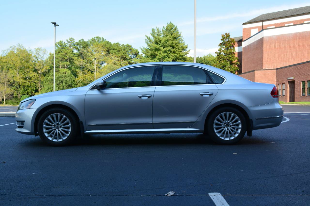 Used 2014 Volkswagen Passat TDI SEL Premium FWD image 8