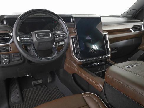 Used 2026 GMC Yukon XL Denali Ultimate AWD/4WD image 22