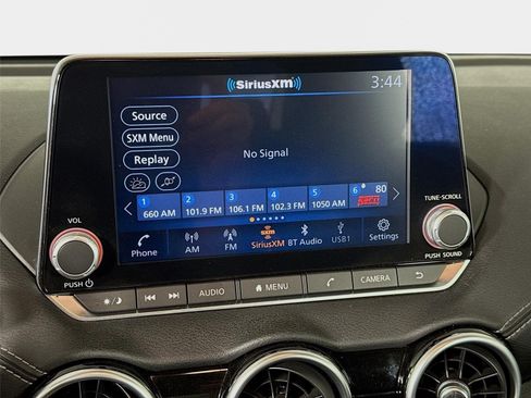 Used 2022 Nissan Sentra SV FWD image 14