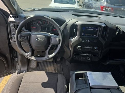 Used 2020 Chevrolet Silverado 1500 Custom Trail Boss w/ Custom Convenience Package AWD/4WD image 6