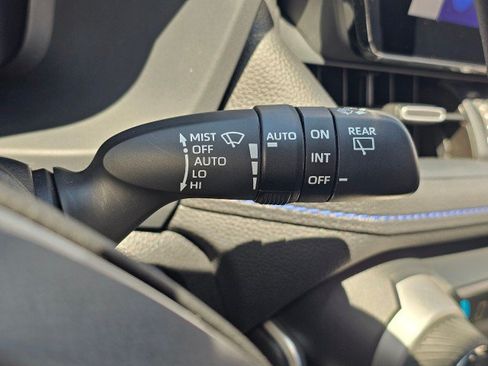 Used 2023 Toyota RAV4 XSE AWD/4WD image 41