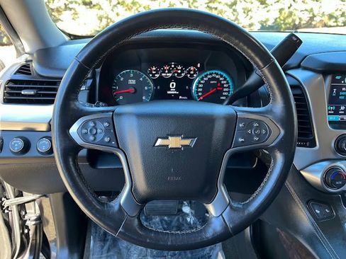 Used 2017 Chevrolet Tahoe LT image 12