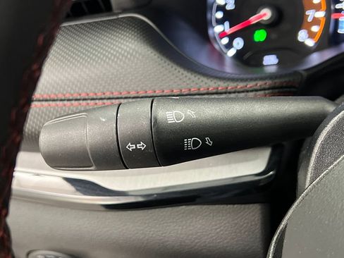 Used 2025 Jeep Compass Trailhawk AWD/4WD image 47