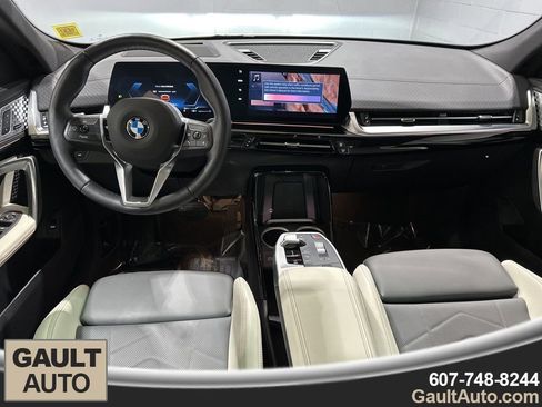 Certified 2025 BMW X2 xDrive28i w/ Premium Package image 7
