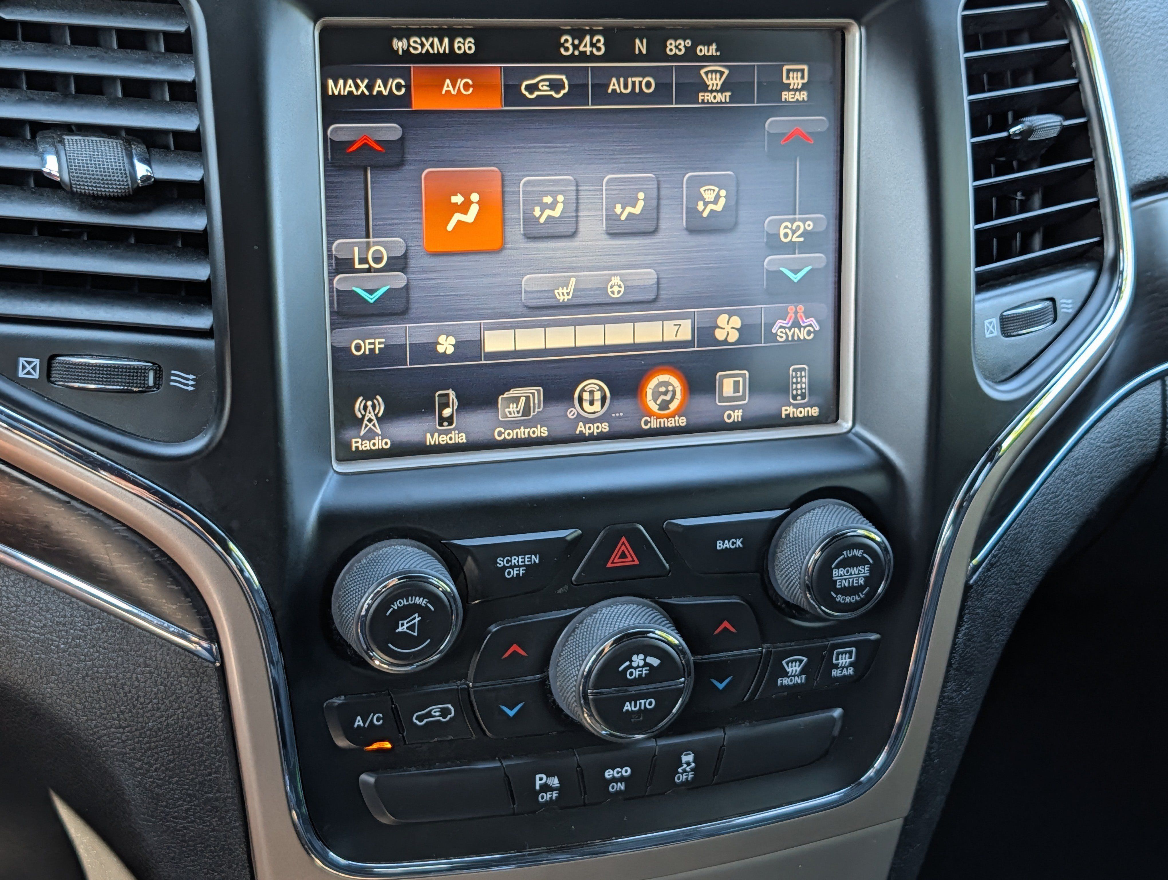 Used 2014 Jeep Grand Cherokee Limited w/ Trailer Tow Group IV AWD/4WD image 23