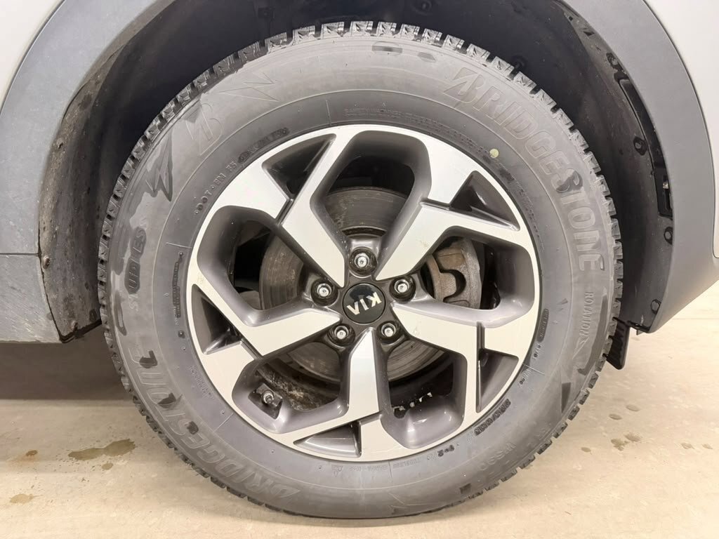 Used 2021 Kia Sportage LX AWD/4WD image 15