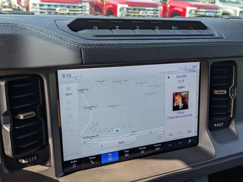 Certified 2025 Ford Bronco Badlands AWD/4WD image 24