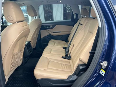 Used 2021 Audi Q7 2.0T Premium Plus AWD/4WD image 25