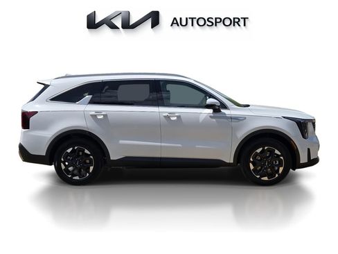 New 2026 Kia Sorento S FWD image 7