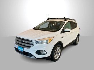 Used 2019 Ford Escape SE video 1