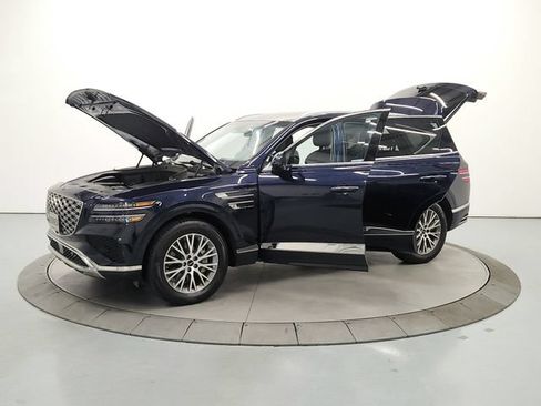 Used 2025 Genesis GV80 2.5T Standard AWD/4WD image 12