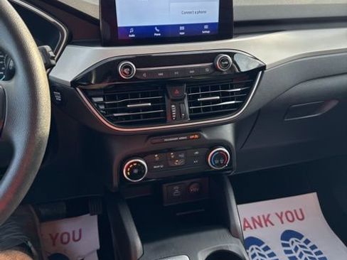Certified 2022 Ford Escape SE image 22