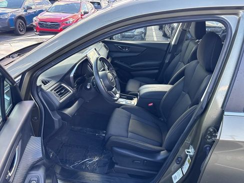 Certified 2023 Subaru Ascent Premium w/ Convenience Package AWD/4WD image 9