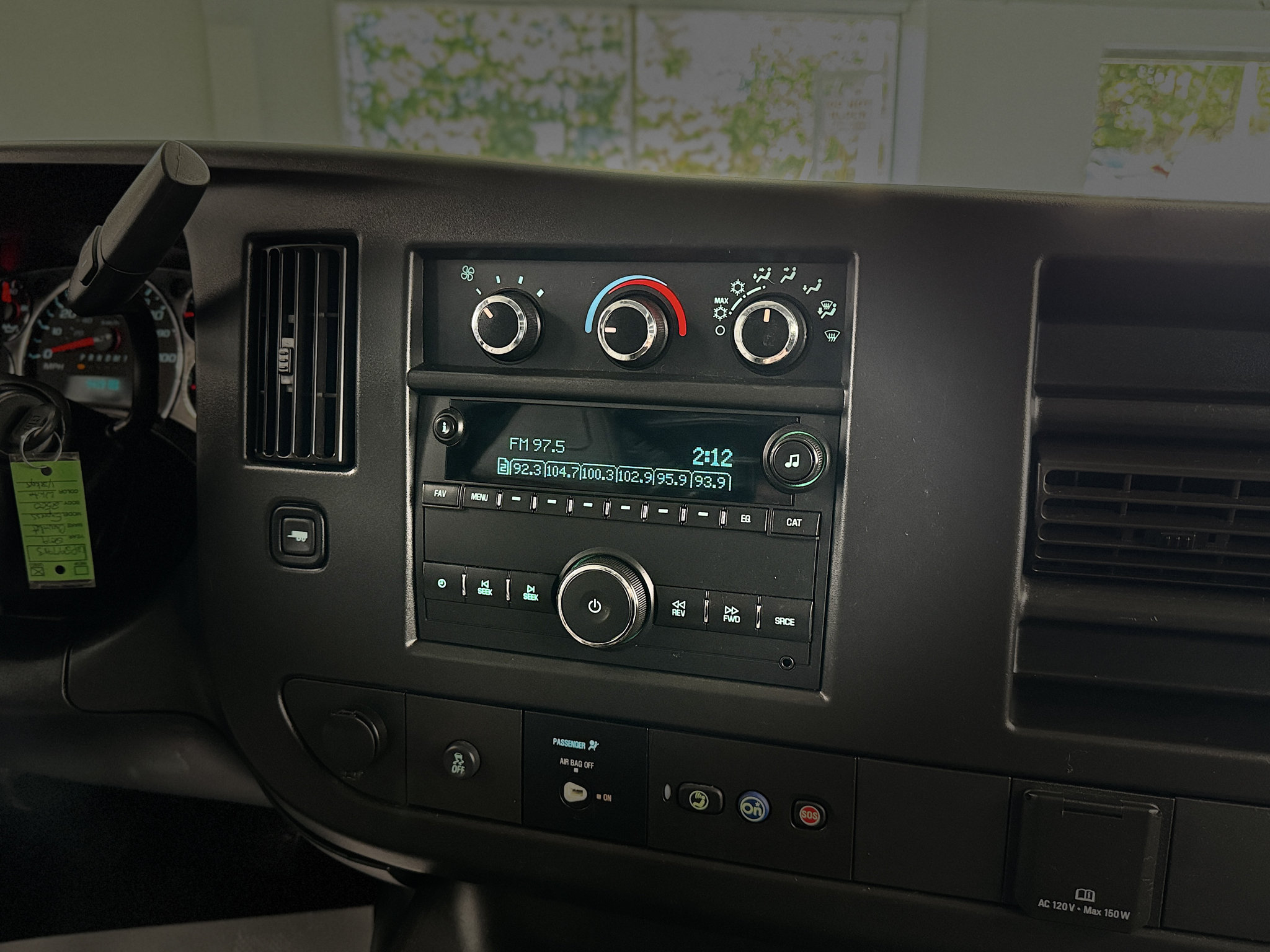 Used 2019 Chevrolet Express 2500 RWD image 17