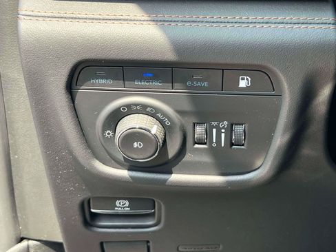 Certified 2022 Jeep Grand Cherokee Summit AWD/4WD image 20