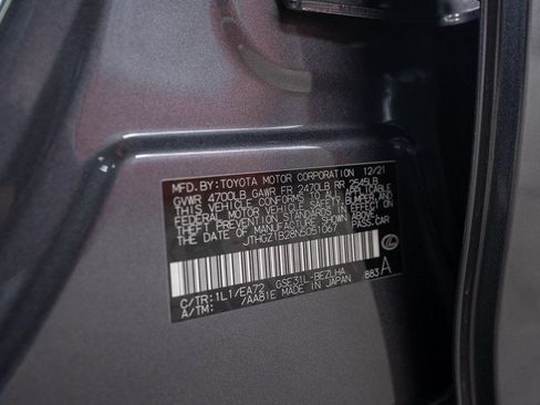 Used 2022 Lexus IS 350 F Sport RWD image 22