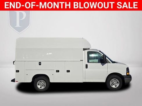 New 2025 Chevrolet Express 3500 w/ Power Convenience Package RWD image 4