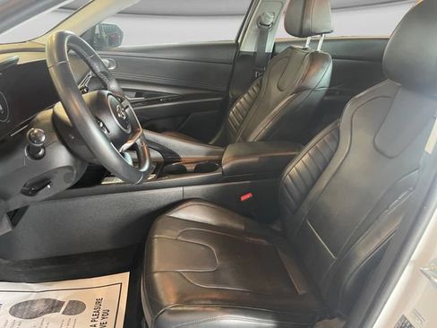 Used 2023 Hyundai Elantra Limited w/ Cargo Package FWD image 15