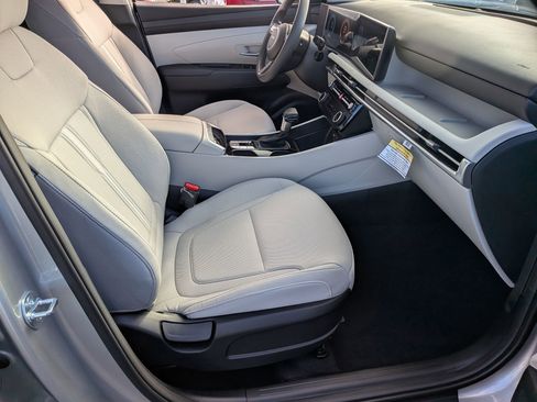 New 2025 Hyundai Tucson SEL image 24