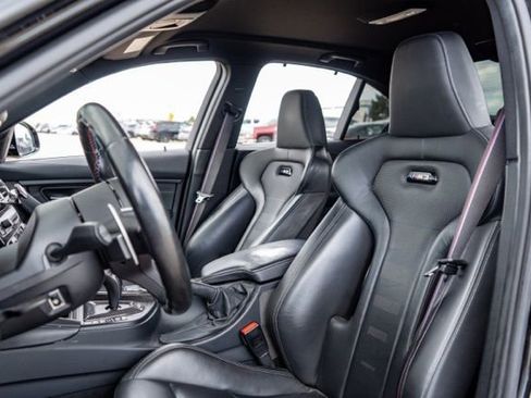 Used 2018 BMW M3 RWD image 15