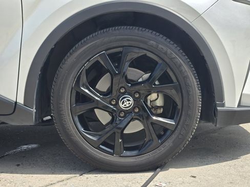 Used 2021 Toyota C-HR Nightshade image 11
