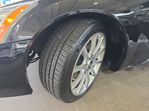 Used 2006 Cadillac XLR V RWD image 39