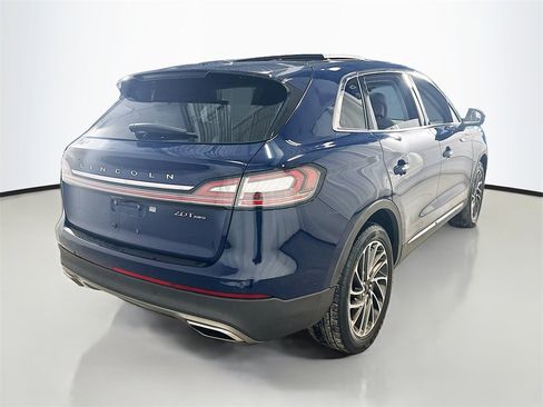 Used 2019 Lincoln Nautilus Reserve image 8