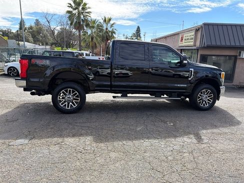 Used 2017 Ford F250 Lariat w/ Lariat Ultimate Package image 7