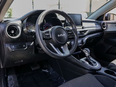 Used 2023 Kia Forte LXS FWD image 15