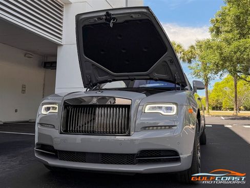 Used 2018 Rolls-Royce Wraith RWD image 43