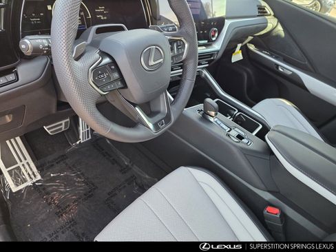 New 2026 Lexus TX 500h AWD image 13