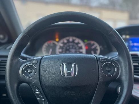 Used 2015 Honda Accord EX-L image 17