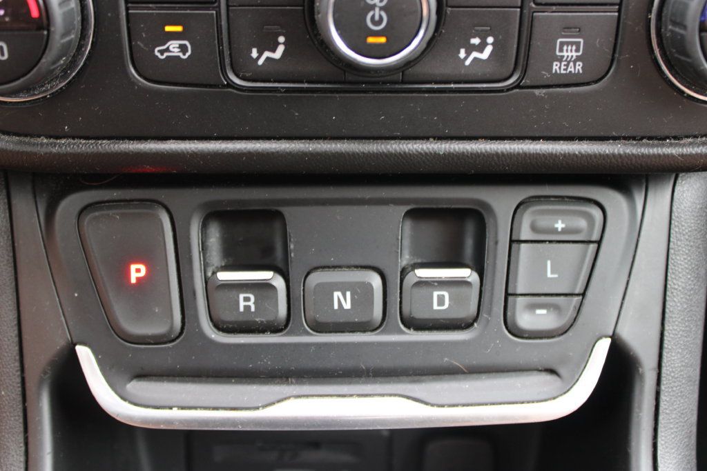 Used 2020 GMC Terrain SLT w/ Preferred Package FWD image 26