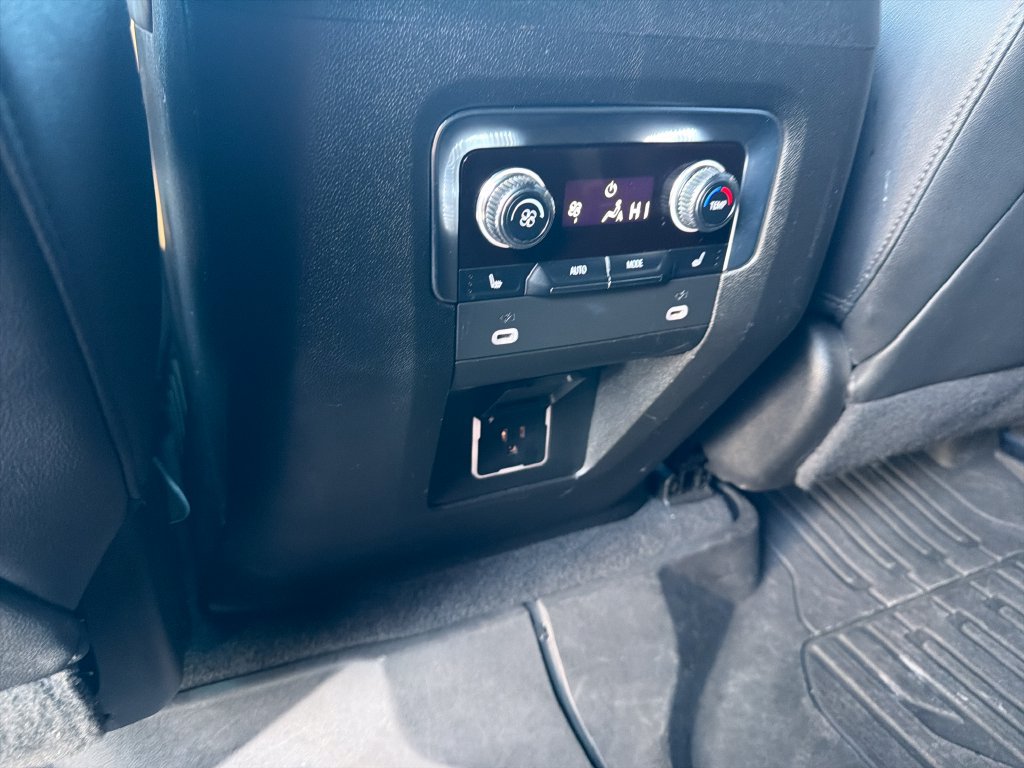 Used 2022 GMC Yukon AT4 w/ Max Trailering Package AWD/4WD image 42