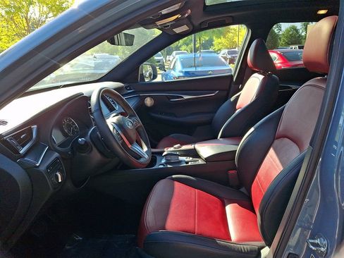 Used 2023 INFINITI QX50 Sport AWD/4WD image 13